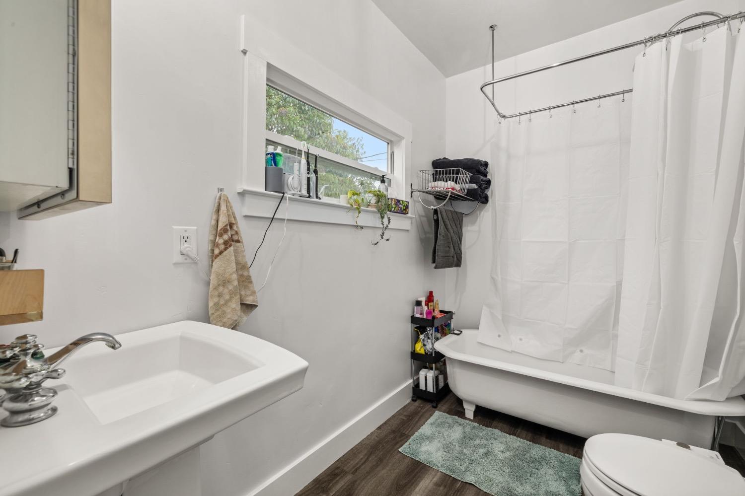 Detail Gallery Image 33 of 42 For 3113 39th St, Sacramento,  CA 95817 - 2 Beds | 1 Baths