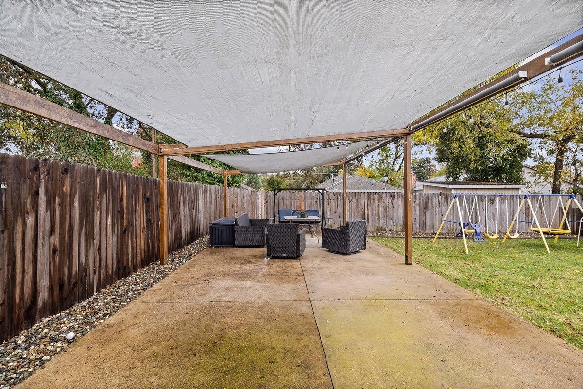 Detail Gallery Image 29 of 35 For 8252 Holly Dr, Citrus Heights,  CA 95610 - 3 Beds | 2 Baths