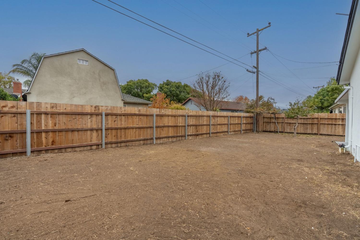 Detail Gallery Image 30 of 30 For 1116 Shasta St, Manteca,  CA 95336 - 3 Beds | 2 Baths