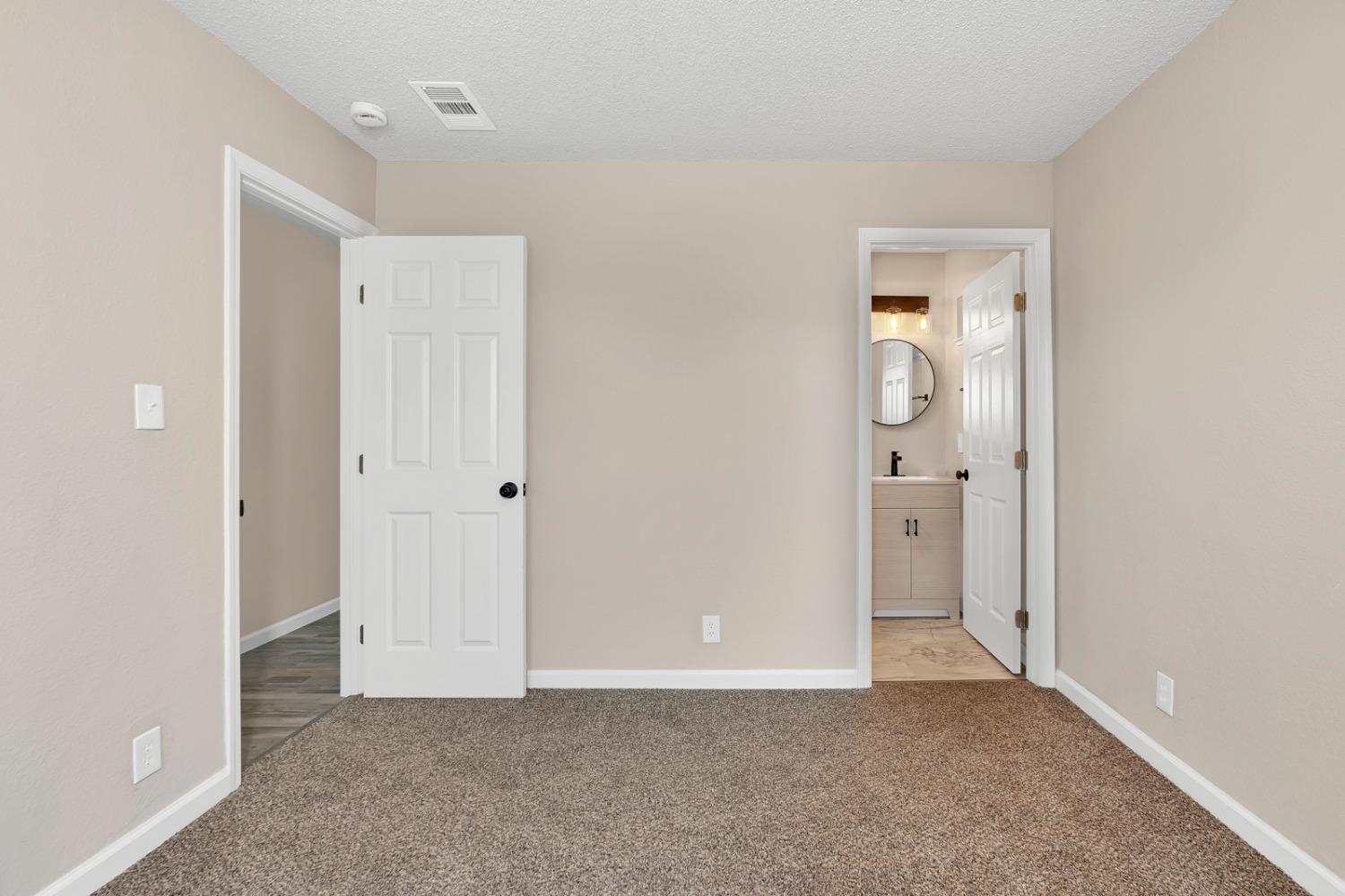 Detail Gallery Image 23 of 40 For 702 Milestone Dr, Lathrop,  CA 95330 - 3 Beds | 2 Baths