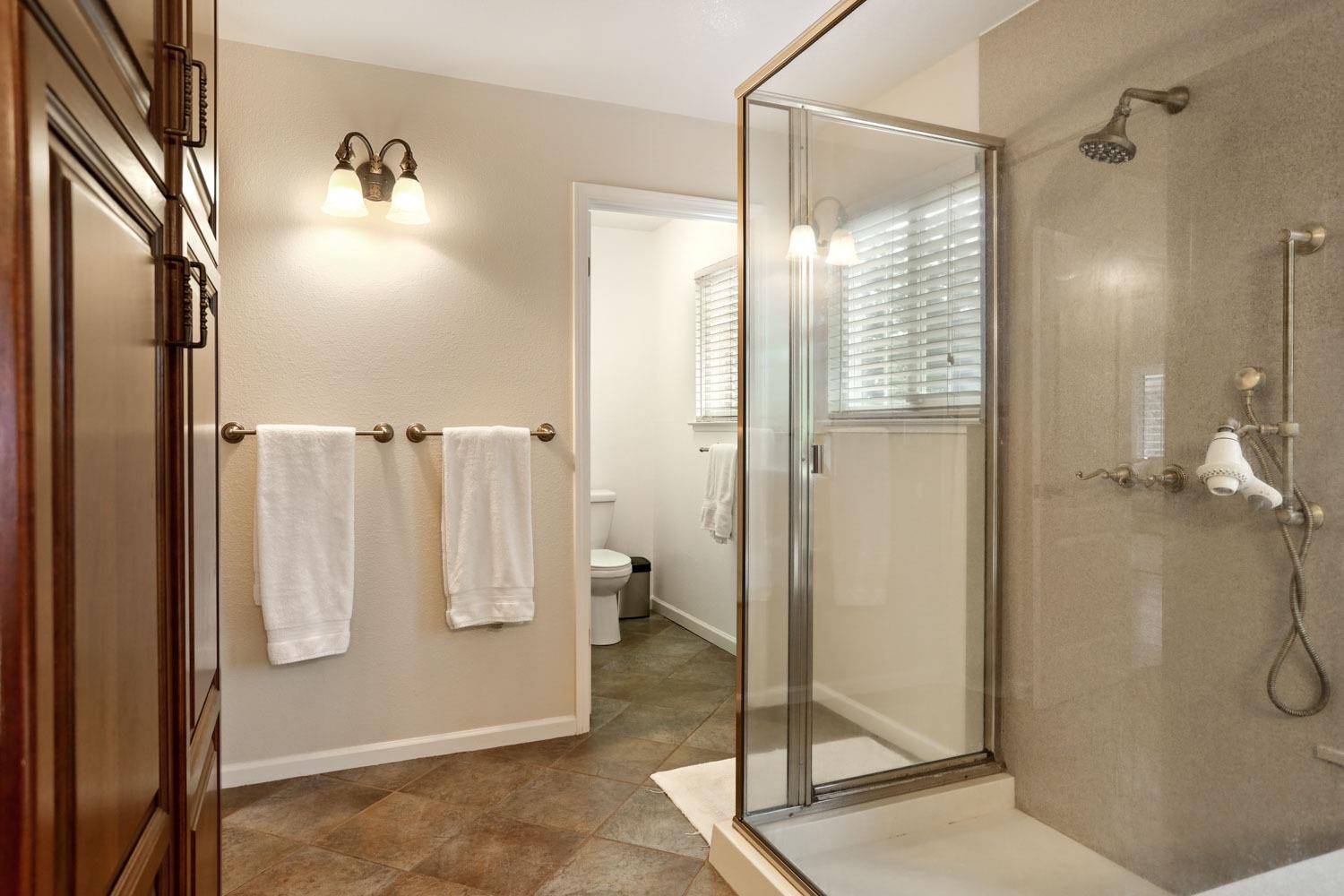 Detail Gallery Image 32 of 94 For 4658 Saint Andrews Dr, Stockton,  CA 95219 - 4 Beds | 2/1 Baths