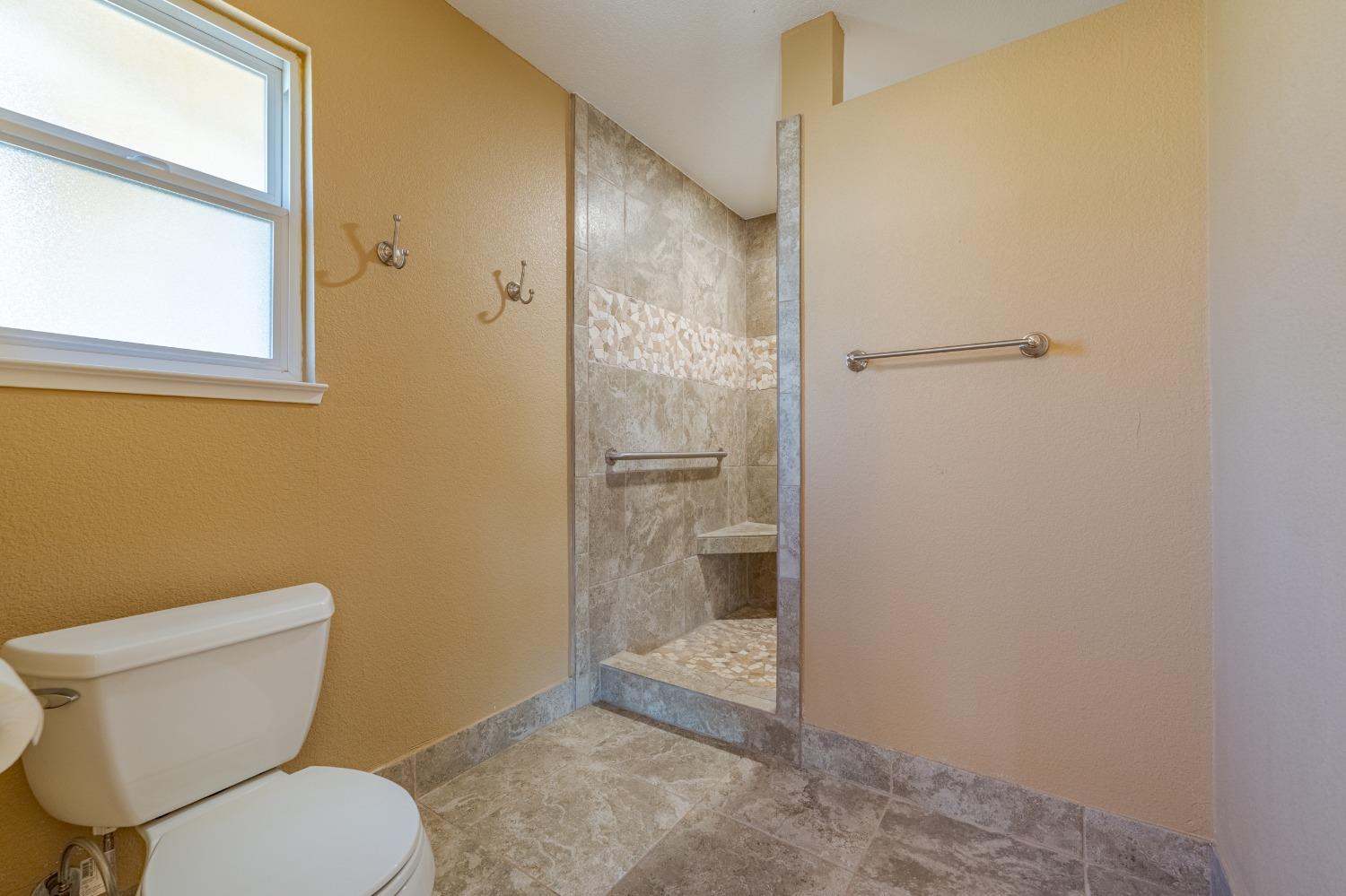 Detail Gallery Image 67 of 95 For 5221 Mulberry Ave, Atwater,  CA 95301 - 4 Beds | 3/1 Baths