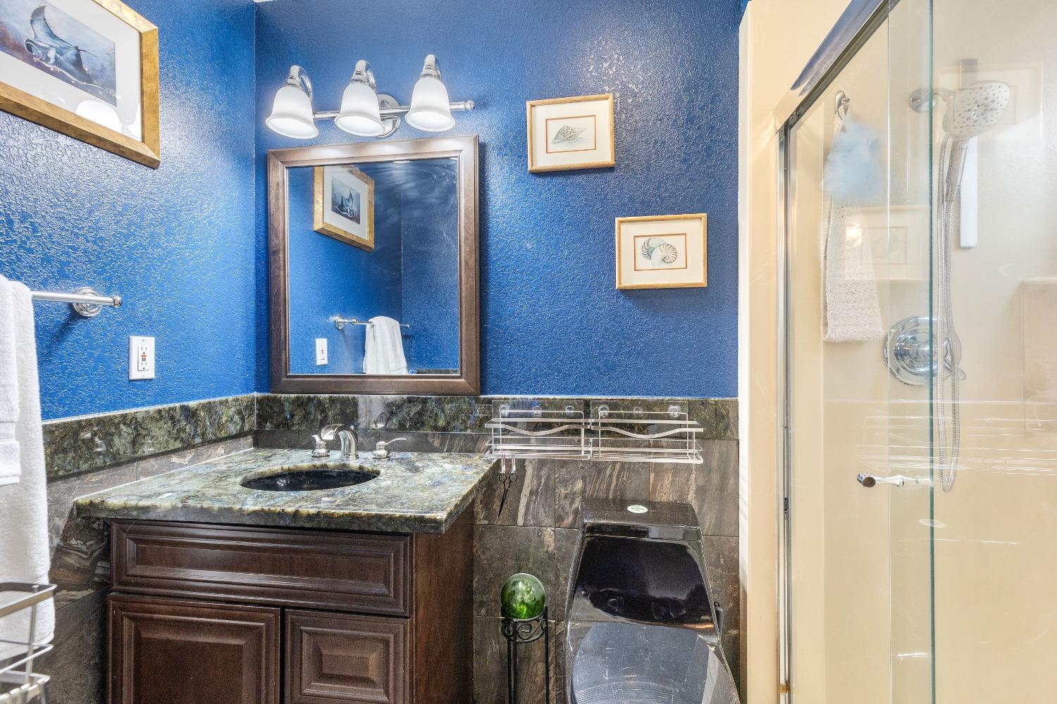 Detail Gallery Image 15 of 36 For 8208 Catalpa Drive, Citrus Heights,  CA 95610 - 3 Beds | 2 Baths