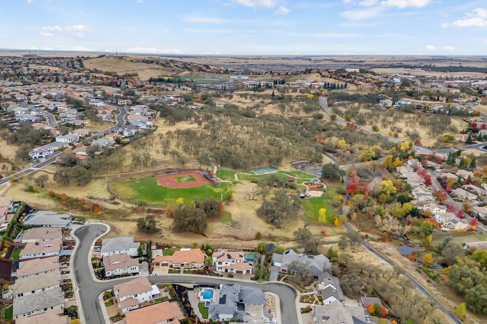 Detail Gallery Image 44 of 44 For 566 Hildebrand Cir, Folsom,  CA 95630 - 3 Beds | 2 Baths