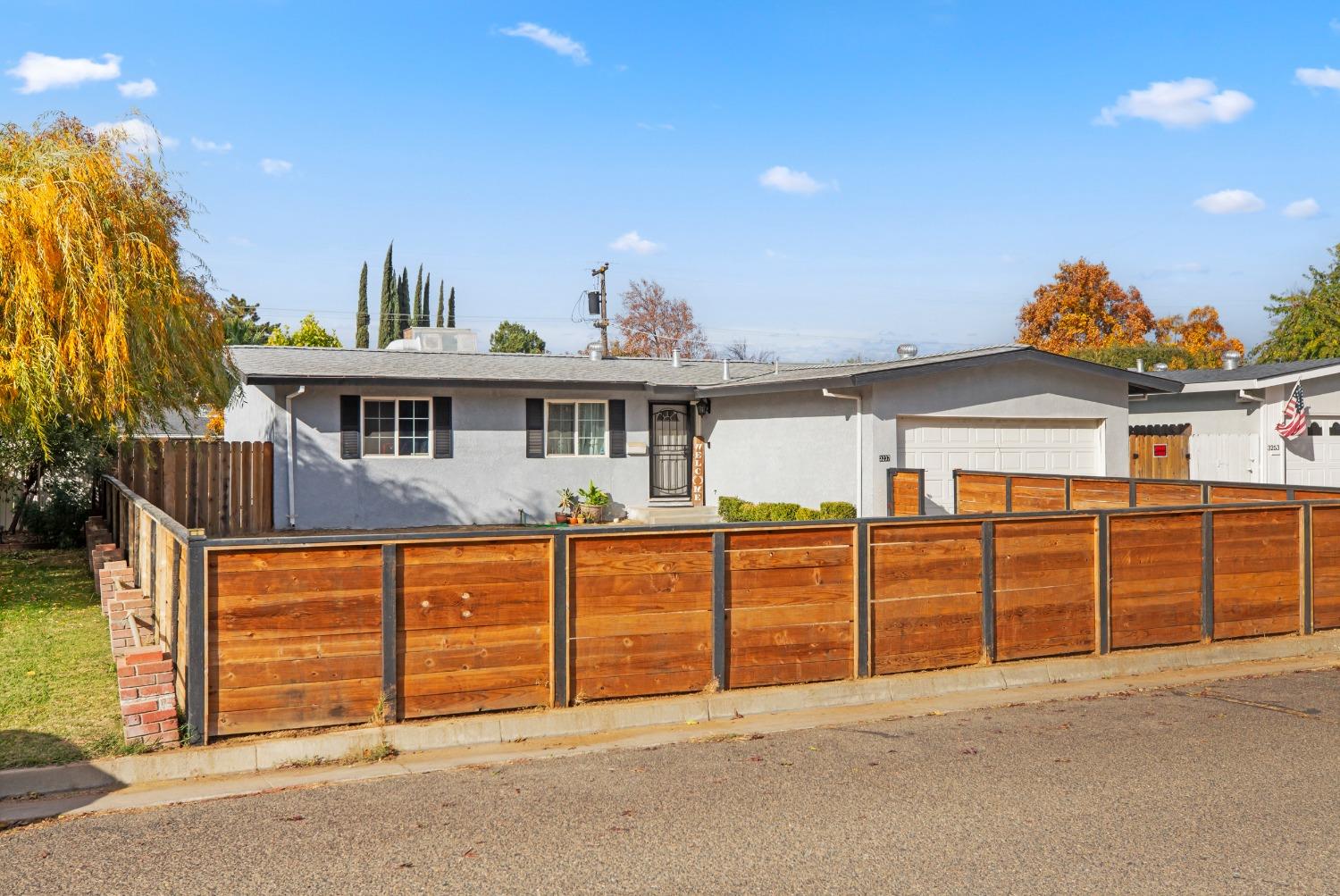 Detail Gallery Image 4 of 30 For 3237 Dakota St, Atwater,  CA 95301 - 3 Beds | 2 Baths