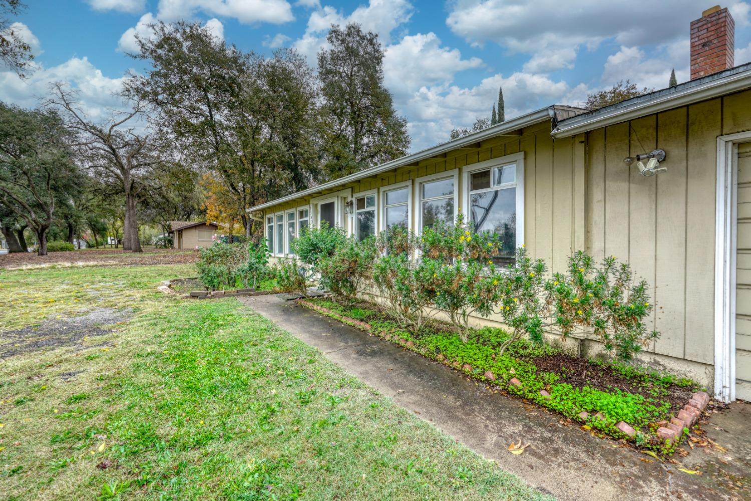 Detail Gallery Image 18 of 61 For 3540 Winona Way, North Highlands,  CA 95660 - 2 Beds | 1 Baths