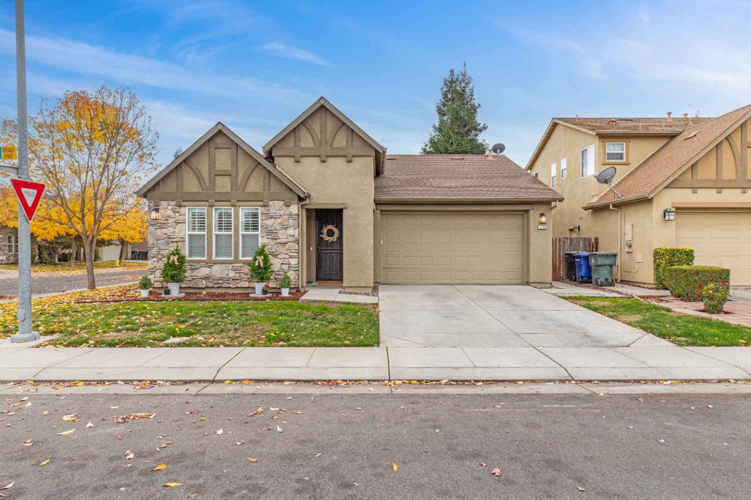 Detail Gallery Image 3 of 51 For 2316 Kiska Dr, Modesto,  CA 95355 - 3 Beds | 2 Baths