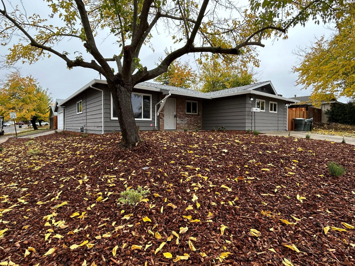 Detail Gallery Image 25 of 25 For 6101 Coyle Ave, Carmichael,  CA 95608 - 3 Beds | 1/1 Baths