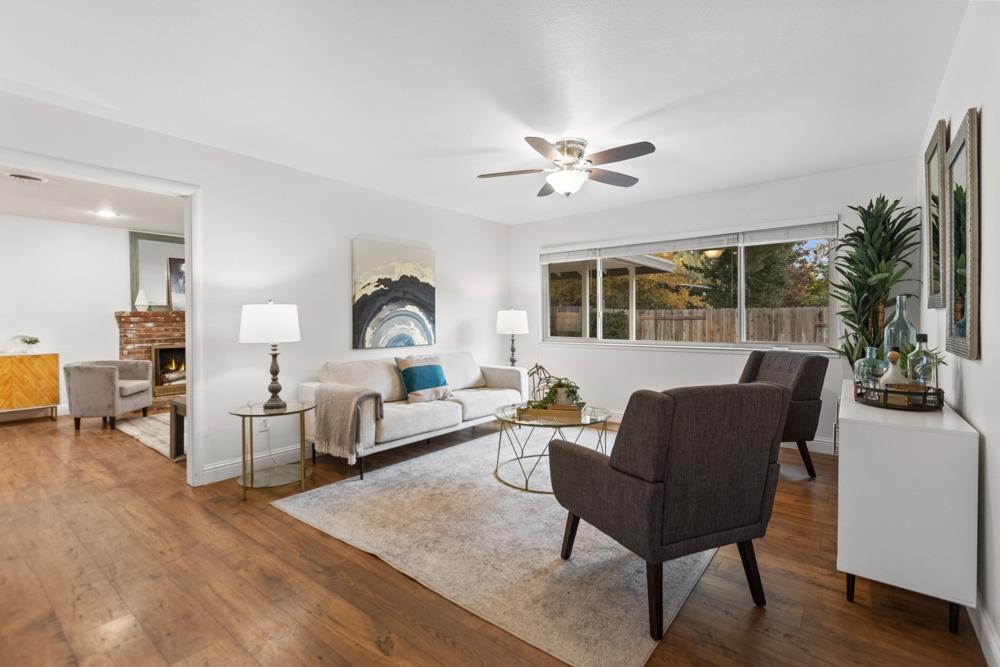 Detail Gallery Image 22 of 56 For 954 Trestle Glen Way, Sacramento,  CA 95831 - 3 Beds | 2 Baths