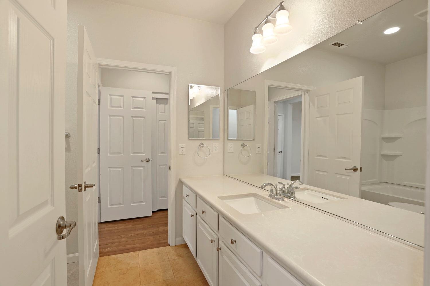 Detail Gallery Image 20 of 78 For 2904 Cotton Briar Ln, Manteca,  CA 95336 - 3 Beds | 2 Baths