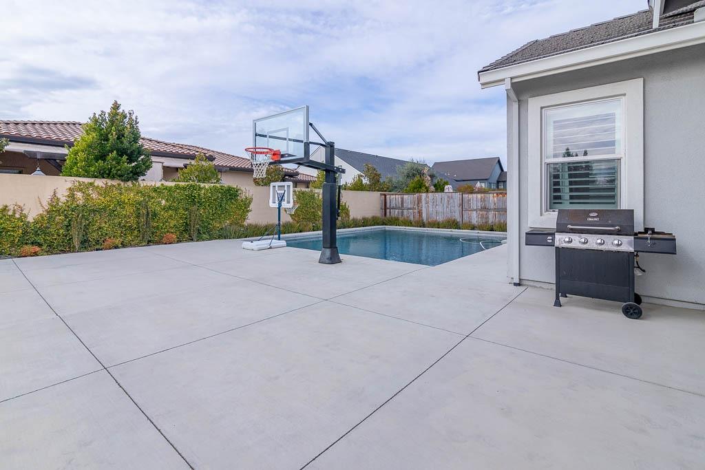 Detail Gallery Image 37 of 48 For 2525 Stone Meadow Rd, Turlock,  CA 95382 - 4 Beds | 3/1 Baths