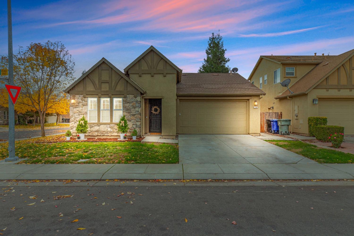 Detail Gallery Image 1 of 51 For 2316 Kiska Dr, Modesto,  CA 95355 - 3 Beds | 2 Baths