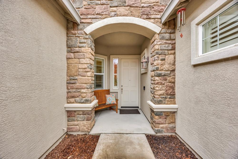 Detail Gallery Image 42 of 44 For 566 Hildebrand Cir, Folsom,  CA 95630 - 3 Beds | 2 Baths