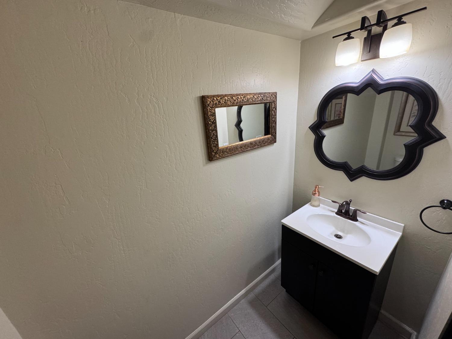 Detail Gallery Image 24 of 61 For 30793 N Dome Dr, Coarsegold,  CA 93614 - 3 Beds | 2/1 Baths