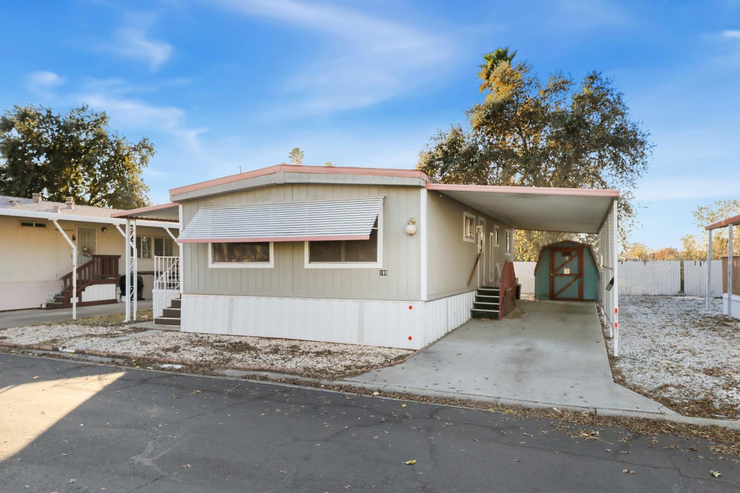 Detail Gallery Image 1 of 35 For 3901 Lake Road 189, West Sacramento,  CA 95691 - 2 Beds | 2 Baths