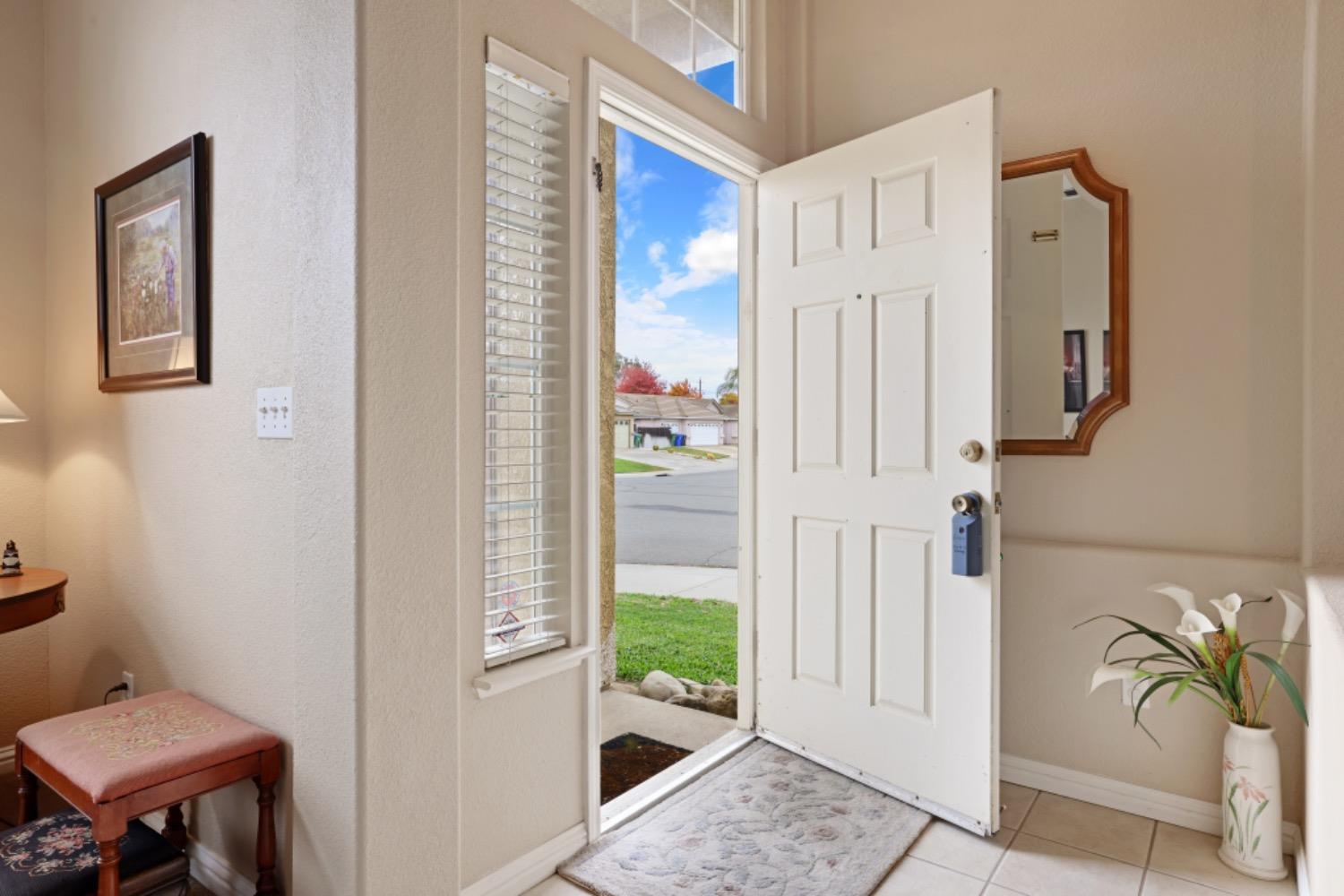 Detail Gallery Image 6 of 37 For 781 Hanoverian, Galt,  CA 95632 - 3 Beds | 2 Baths