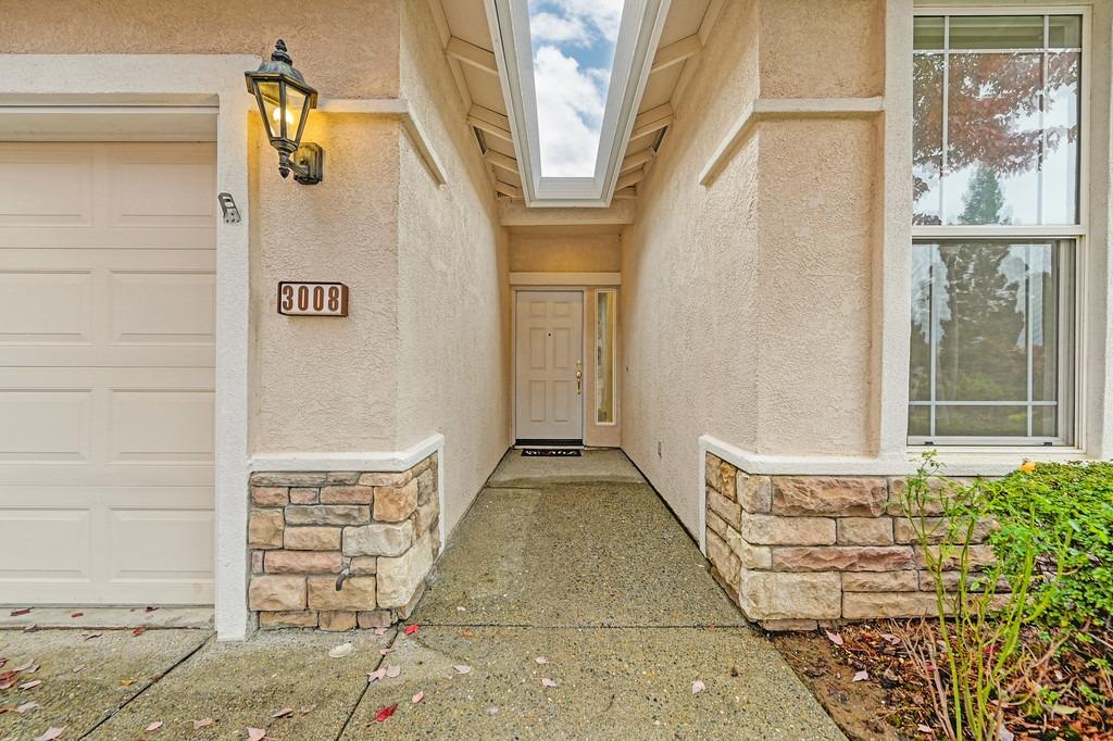 Detail Gallery Image 5 of 39 For 3008 Chimney Ct, Rocklin,  CA 95765 - 2 Beds | 2 Baths