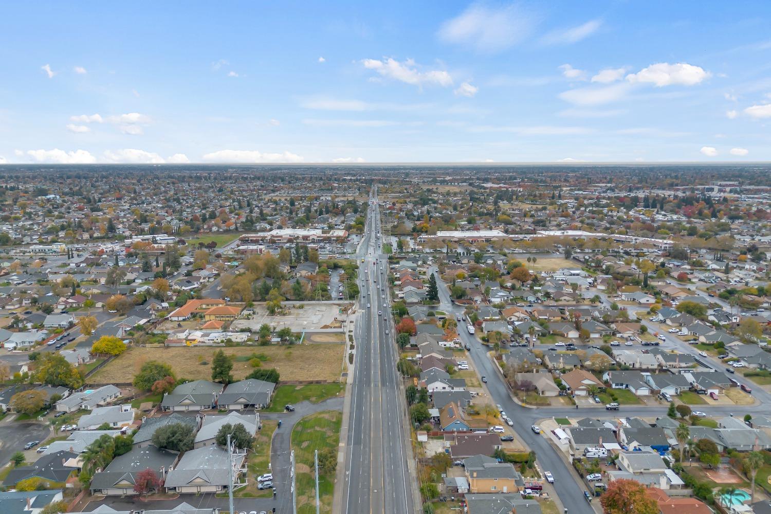 Detail Gallery Image 65 of 67 For 7569 Macfinley Way, Sacramento,  CA 95828 - 4 Beds | 2 Baths