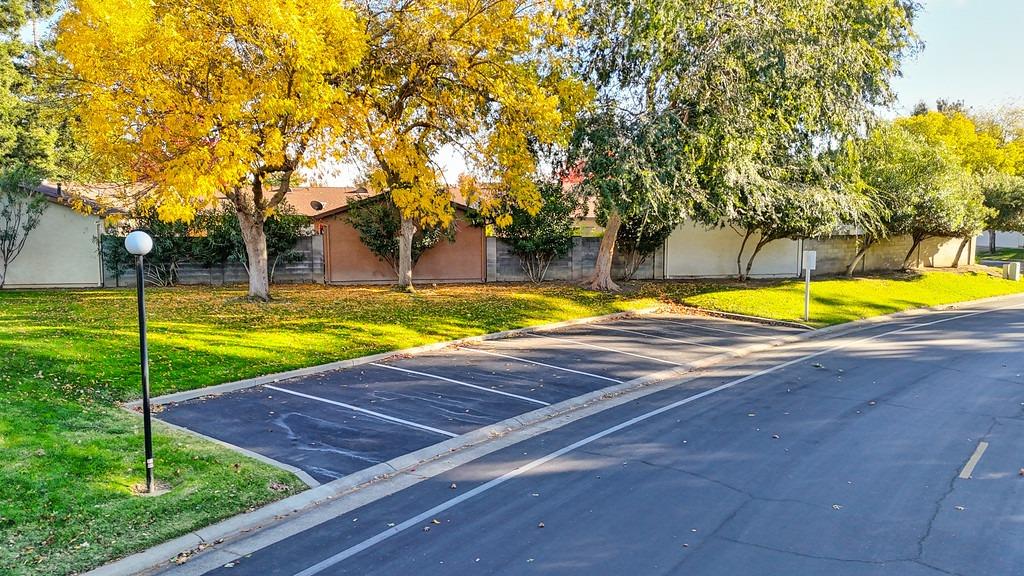 Detail Gallery Image 7 of 88 For 7120 Sunbreeze Ln, Sacramento,  CA 95828 - 2 Beds | 2 Baths