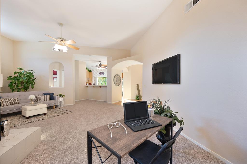 Detail Gallery Image 59 of 88 For 7120 Sunbreeze Ln, Sacramento,  CA 95828 - 2 Beds | 2 Baths