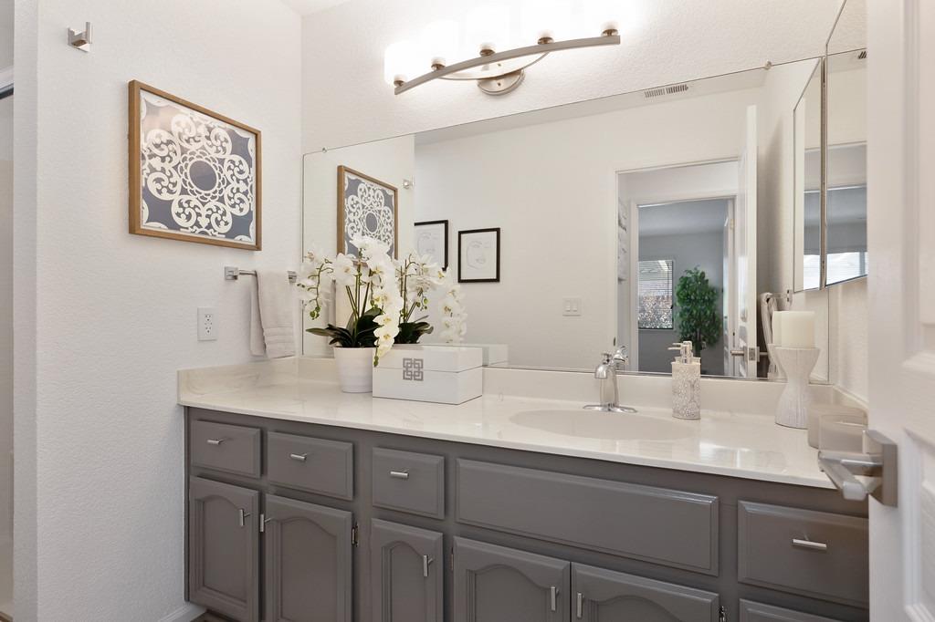 Detail Gallery Image 71 of 93 For 7652 Sunmore Lane, Sacramento,  CA 95828 - 2 Beds | 2 Baths