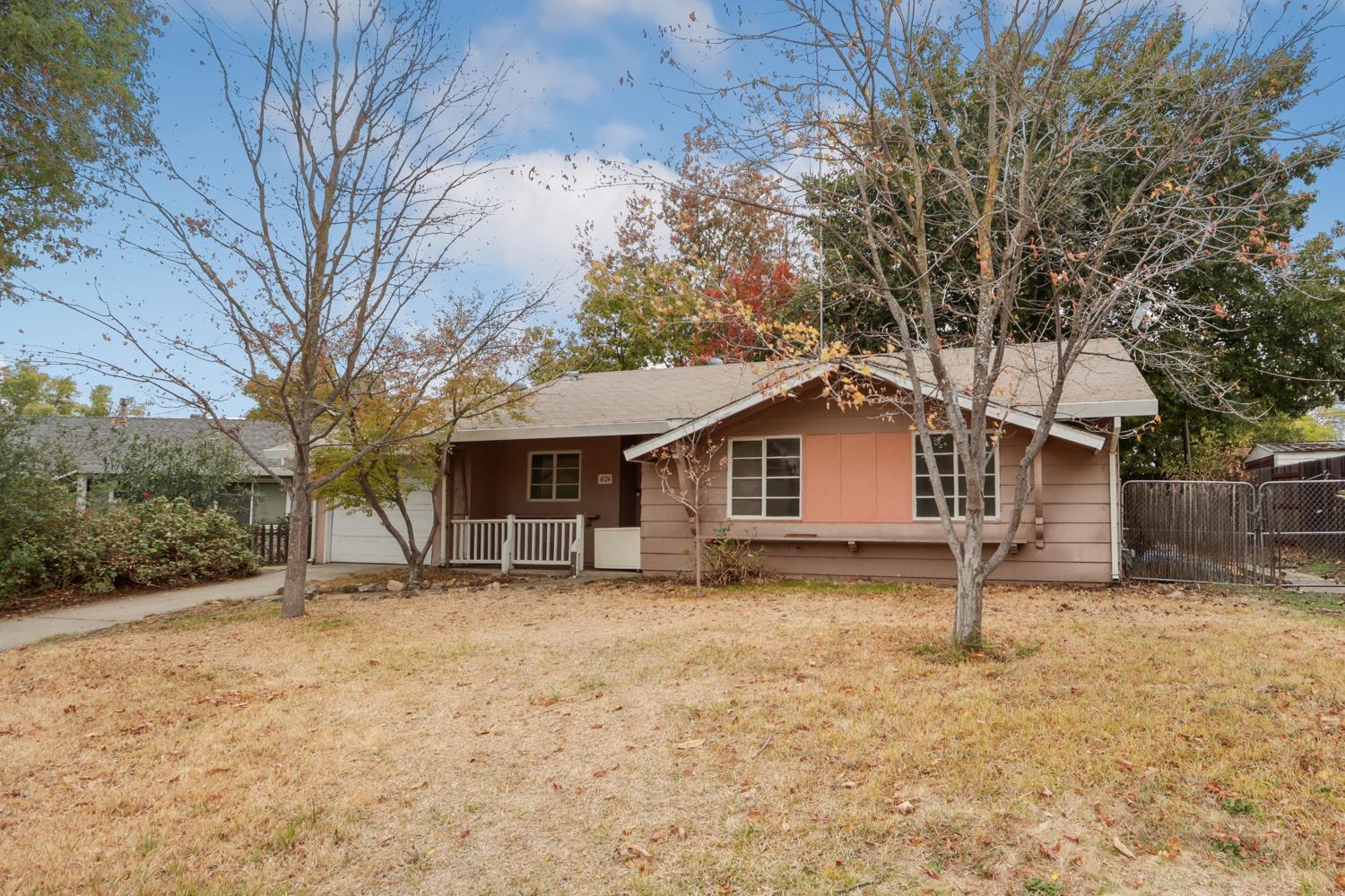 Detail Gallery Image 1 of 39 For 4124 Lund Ct, North Highlands,  CA 95660 - 3 Beds | 1 Baths