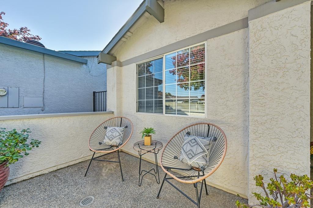 Detail Gallery Image 35 of 93 For 7652 Sunmore Lane, Sacramento,  CA 95828 - 2 Beds | 2 Baths