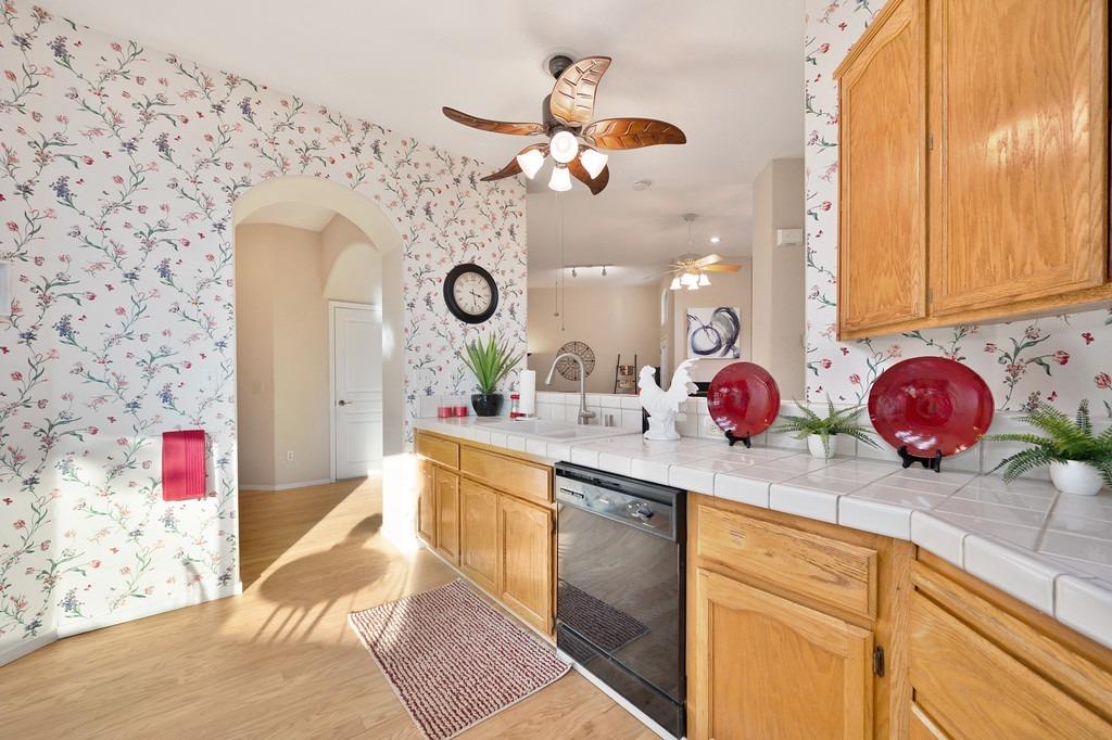 Detail Gallery Image 66 of 88 For 7120 Sunbreeze Ln, Sacramento,  CA 95828 - 2 Beds | 2 Baths