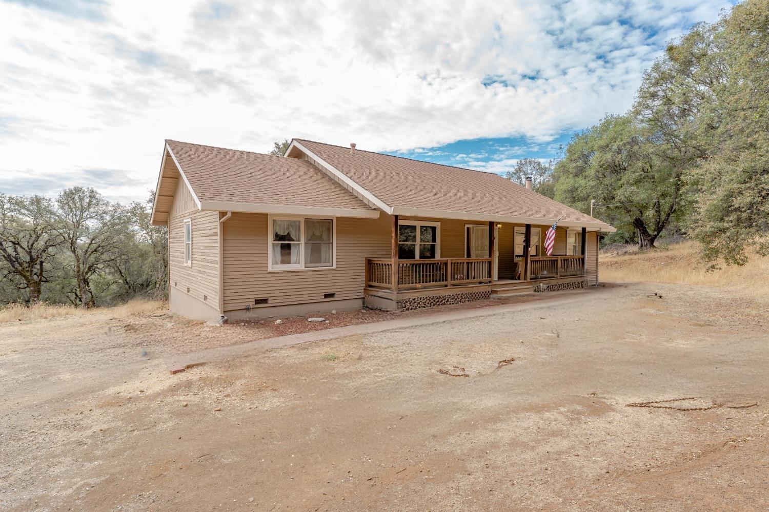 Hemlock Lane, Oregon House, California image 3