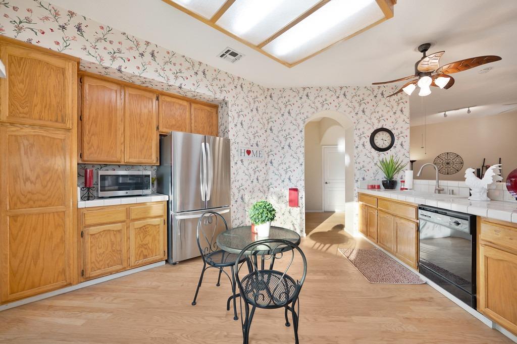 Detail Gallery Image 65 of 88 For 7120 Sunbreeze Ln, Sacramento,  CA 95828 - 2 Beds | 2 Baths