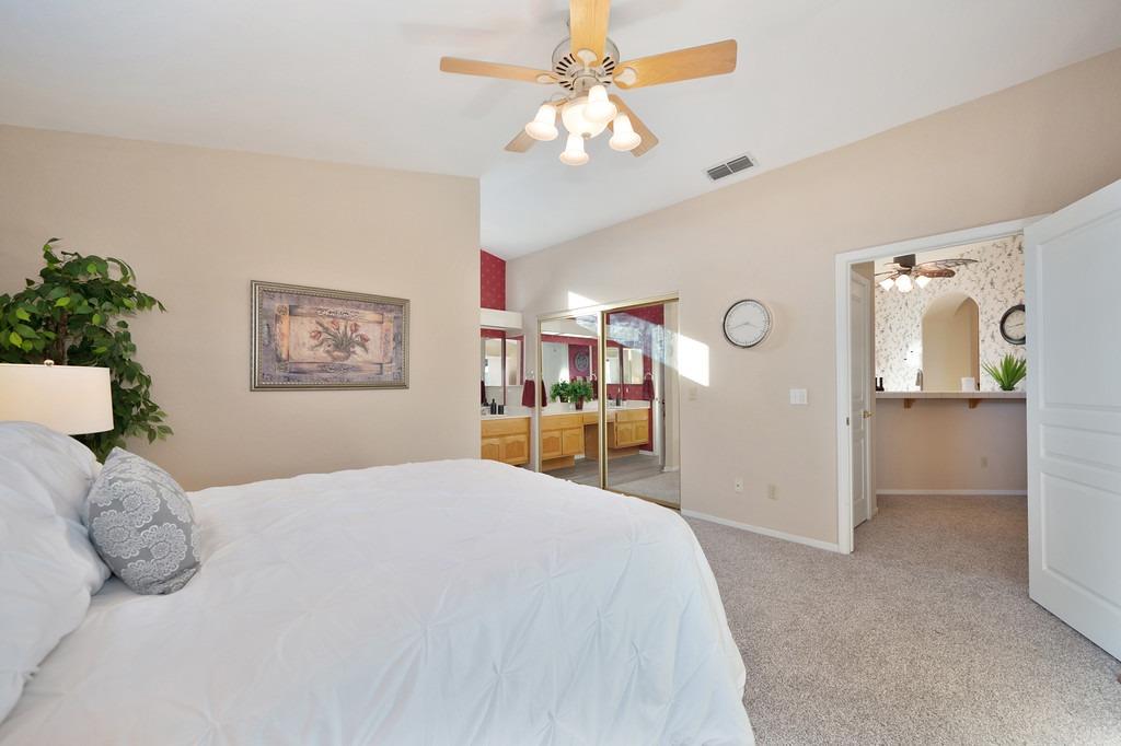 Detail Gallery Image 39 of 88 For 7120 Sunbreeze Ln, Sacramento,  CA 95828 - 2 Beds | 2 Baths