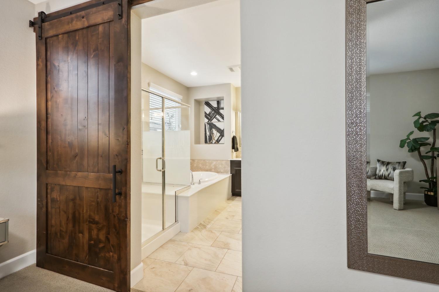 Detail Gallery Image 27 of 58 For 2562 Banks Dr, Woodland,  CA 95776 - 4 Beds | 2/1 Baths