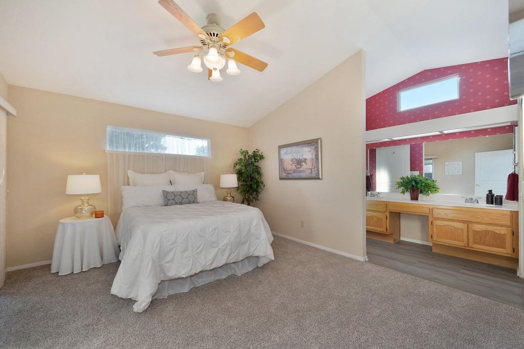 Detail Gallery Image 37 of 88 For 7120 Sunbreeze Ln, Sacramento,  CA 95828 - 2 Beds | 2 Baths