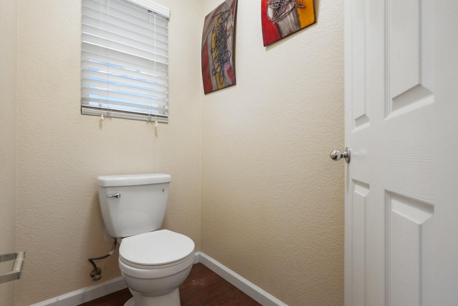 Detail Gallery Image 22 of 37 For 940 Platinum Ave, Lathrop,  CA 95330 - 4 Beds | 2/1 Baths