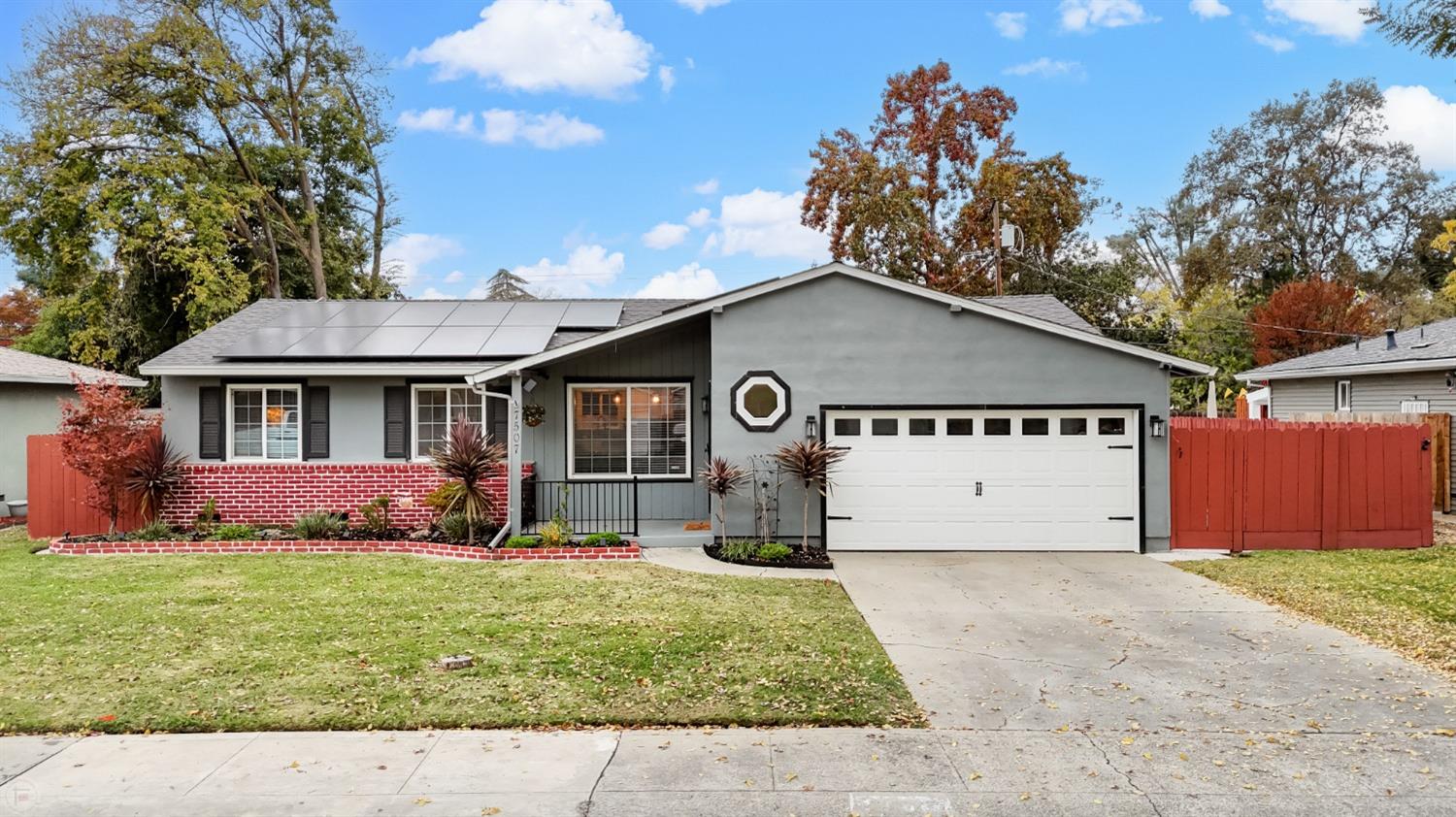 Detail Gallery Image 1 of 45 For 7507 Coral Ln, Stockton,  CA 95207 - 4 Beds | 2 Baths