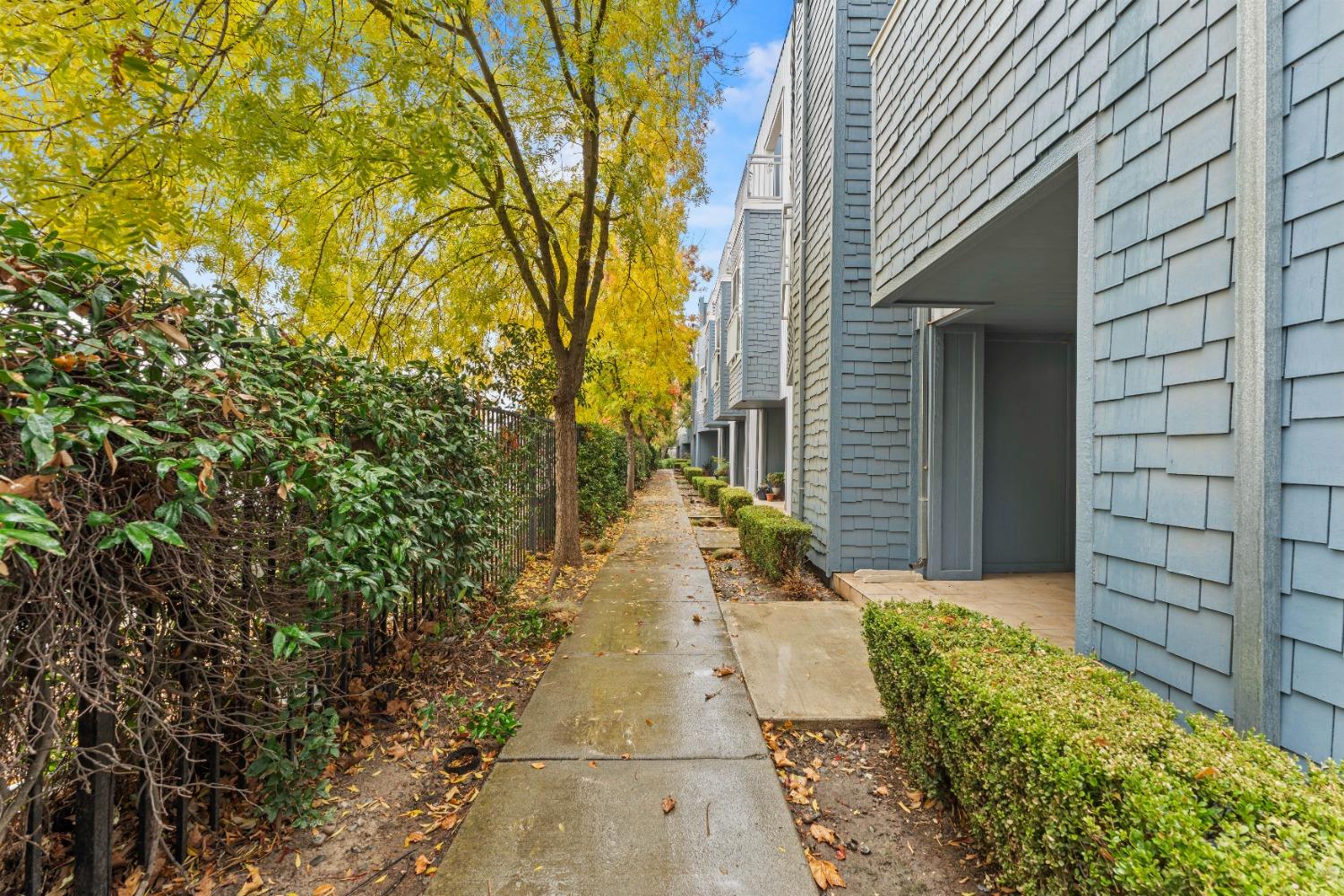 Detail Gallery Image 29 of 32 For 436 Harriet Ln, West Sacramento,  CA 95605 - 2 Beds | 2 Baths