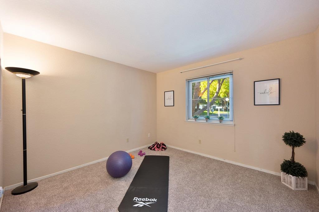 Detail Gallery Image 49 of 88 For 7120 Sunbreeze Ln, Sacramento,  CA 95828 - 2 Beds | 2 Baths