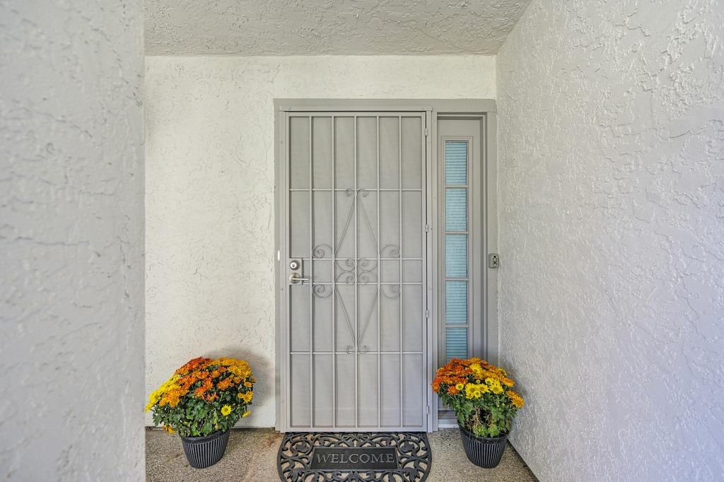 Detail Gallery Image 37 of 93 For 7652 Sunmore Lane, Sacramento,  CA 95828 - 2 Beds | 2 Baths