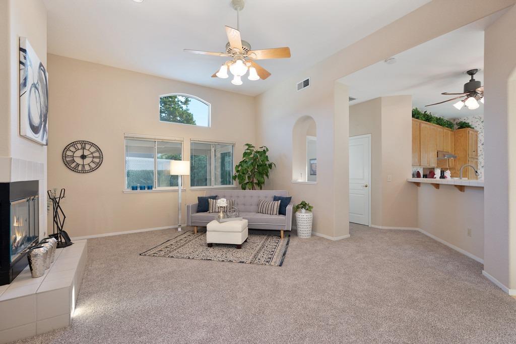 Detail Gallery Image 60 of 88 For 7120 Sunbreeze Ln, Sacramento,  CA 95828 - 2 Beds | 2 Baths