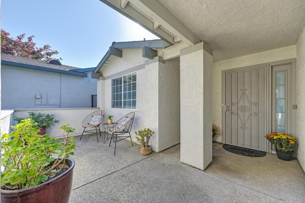 Detail Gallery Image 34 of 93 For 7652 Sunmore Lane, Sacramento,  CA 95828 - 2 Beds | 2 Baths