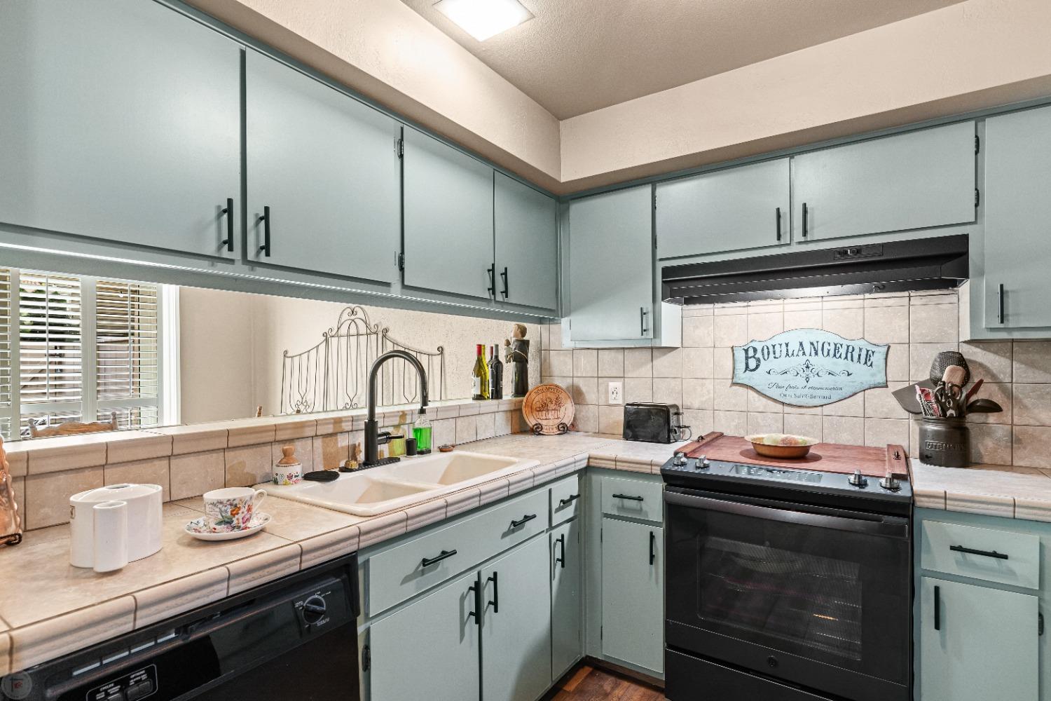 Detail Gallery Image 21 of 49 For 5854 Alexandria Pl, Stockton,  CA 95207 - 1 Beds | 1 Baths