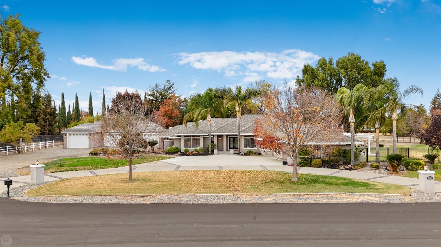 Detail Gallery Image 3 of 91 For 8351 Rinauro Ct, Tracy,  CA 95304 - 4 Beds | 3/1 Baths