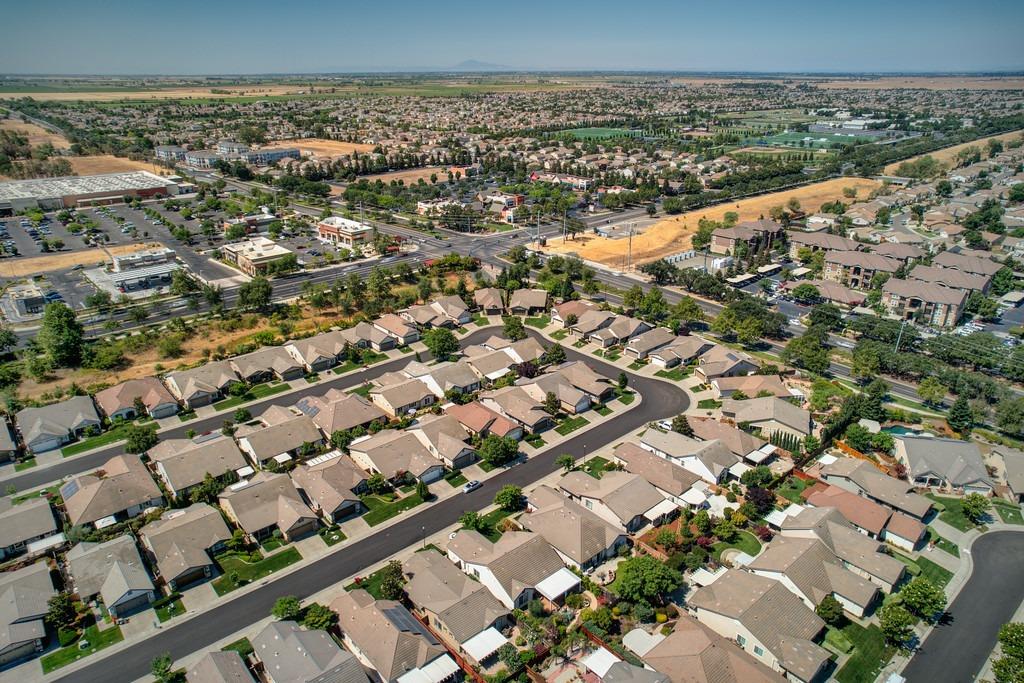 Detail Gallery Image 39 of 42 For 7446 Chatsworth Cir, Elk Grove,  CA 95757 - 3 Beds | 2 Baths