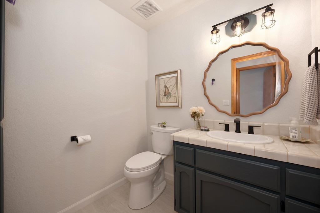 Detail Gallery Image 22 of 45 For 23086 Sunset Ridge Dr, Auburn,  CA 95602 - 3 Beds | 2/1 Baths