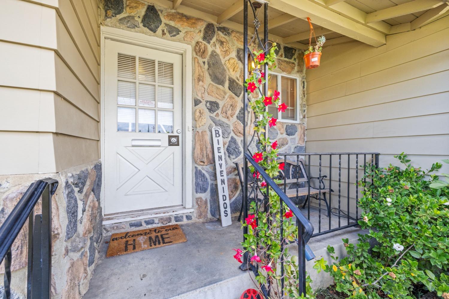 Detail Gallery Image 7 of 36 For 1498 Princess St, Yuba City,  CA 95991 - 3 Beds | 2 Baths