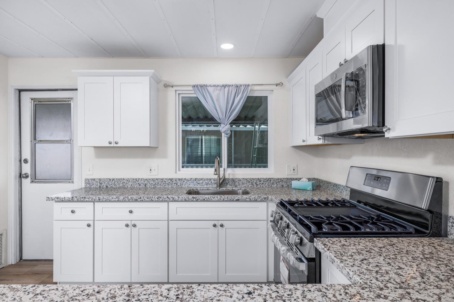 Detail Gallery Image 10 of 31 For 1830 E Yosemite Ave 78, Manteca,  CA 95336 - 2 Beds | 2 Baths