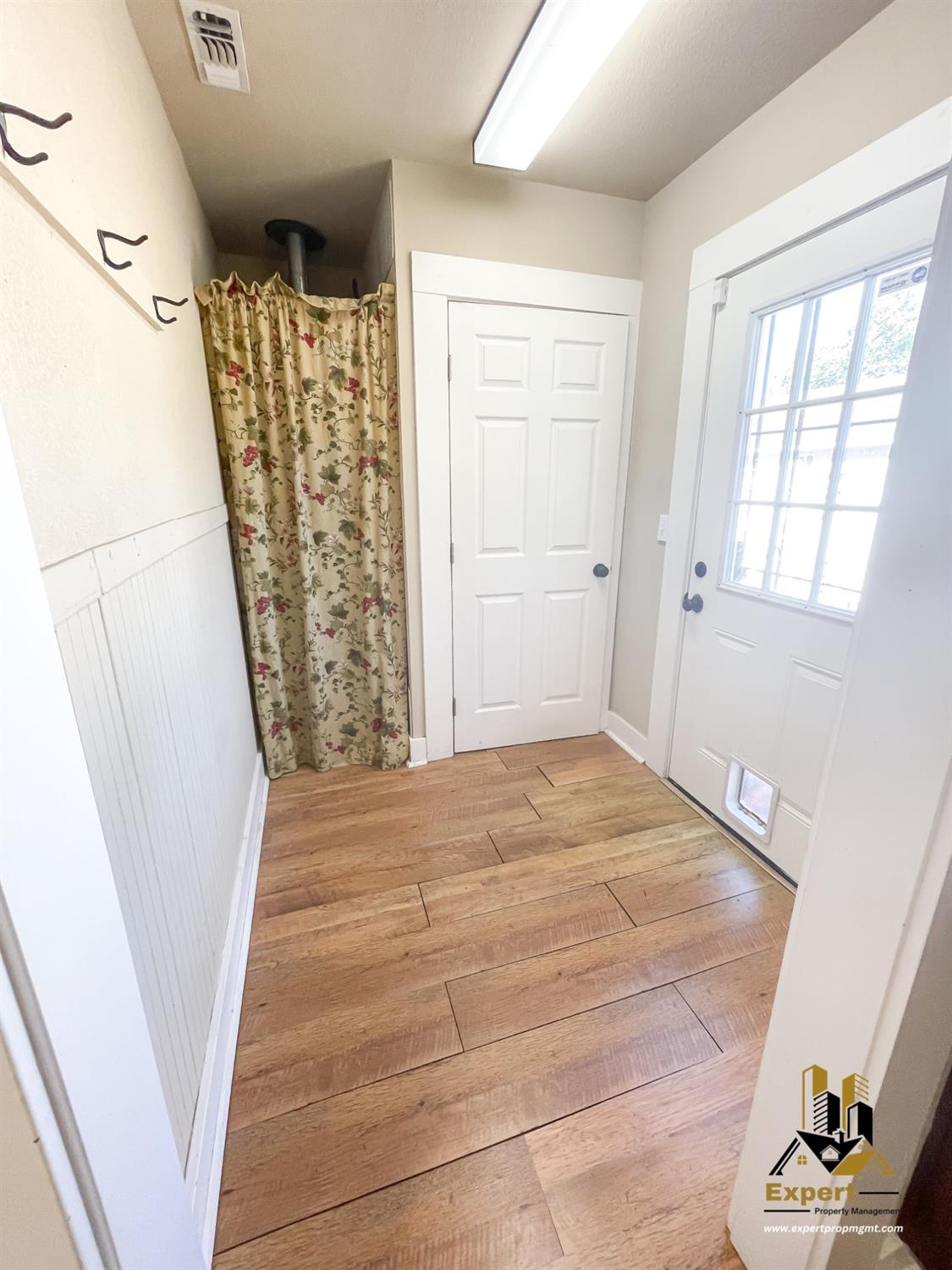 Detail Gallery Image 21 of 33 For 315 C St, Roseville,  CA 95678 - 2 Beds | 1 Baths