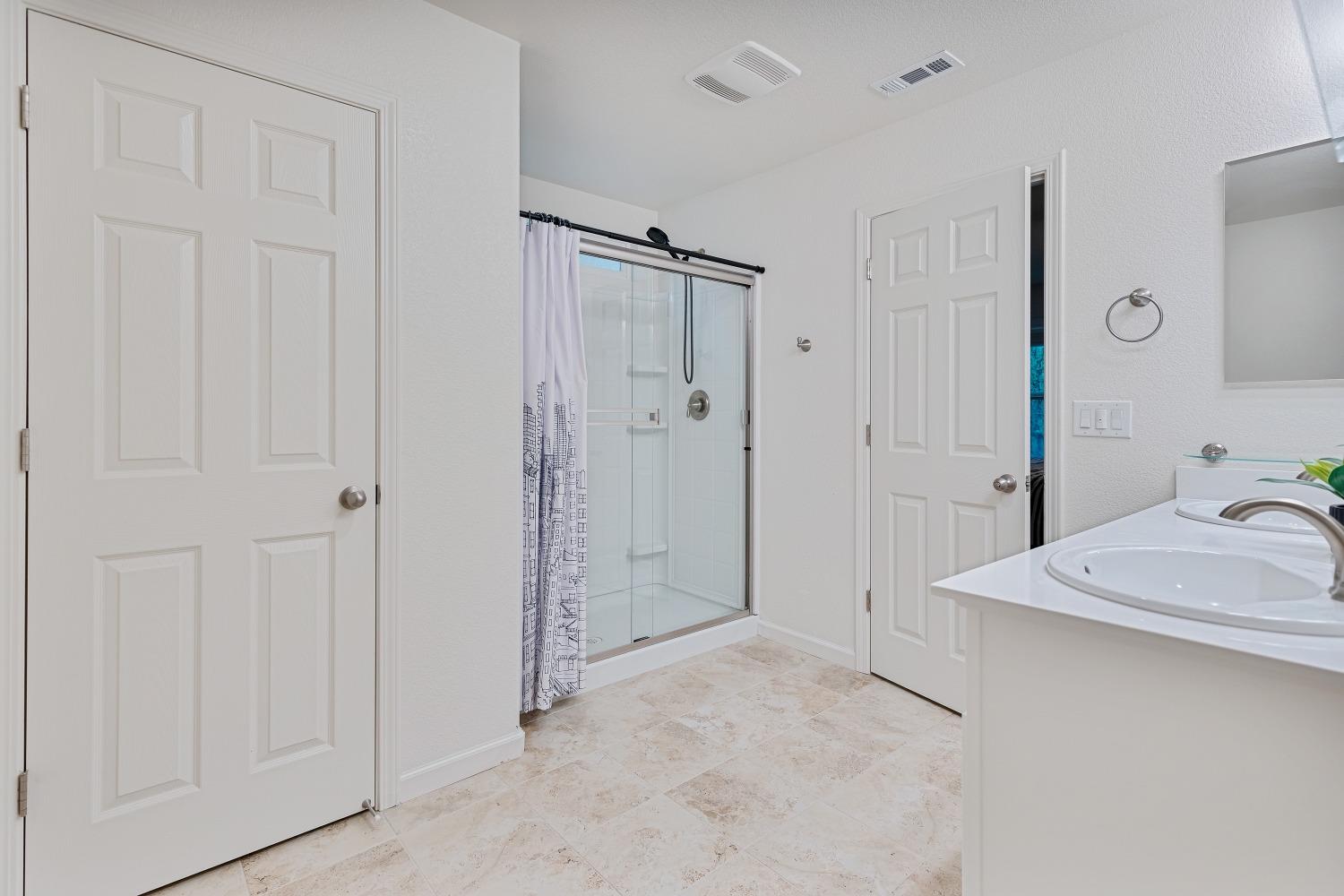 Detail Gallery Image 39 of 46 For 223 Belluno Dr, Stockton,  CA 95209 - 3 Beds | 2/1 Baths