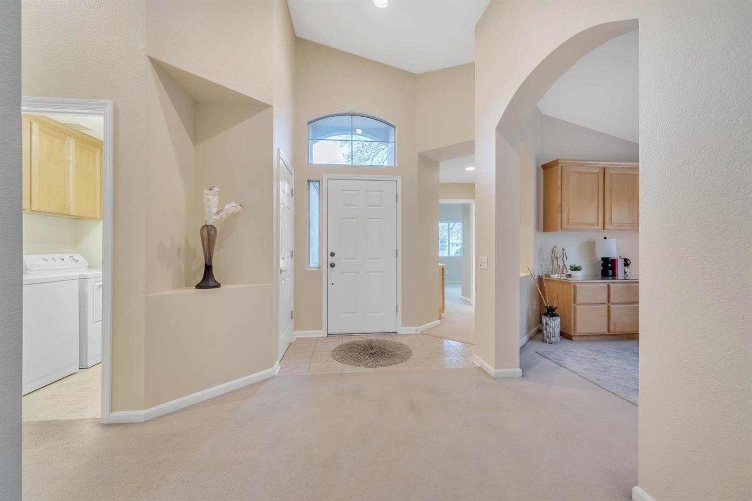 Detail Gallery Image 4 of 30 For 5109 Sugar Pine Loop, Roseville,  CA 95747 - 2 Beds | 2 Baths