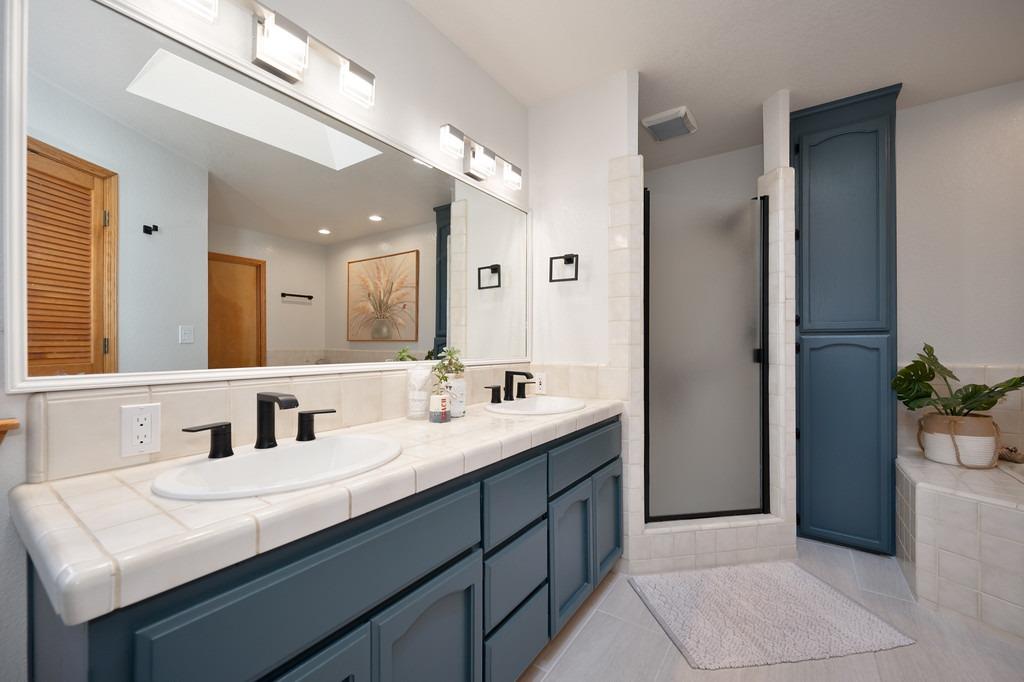 Detail Gallery Image 17 of 45 For 23086 Sunset Ridge Dr, Auburn,  CA 95602 - 3 Beds | 2/1 Baths